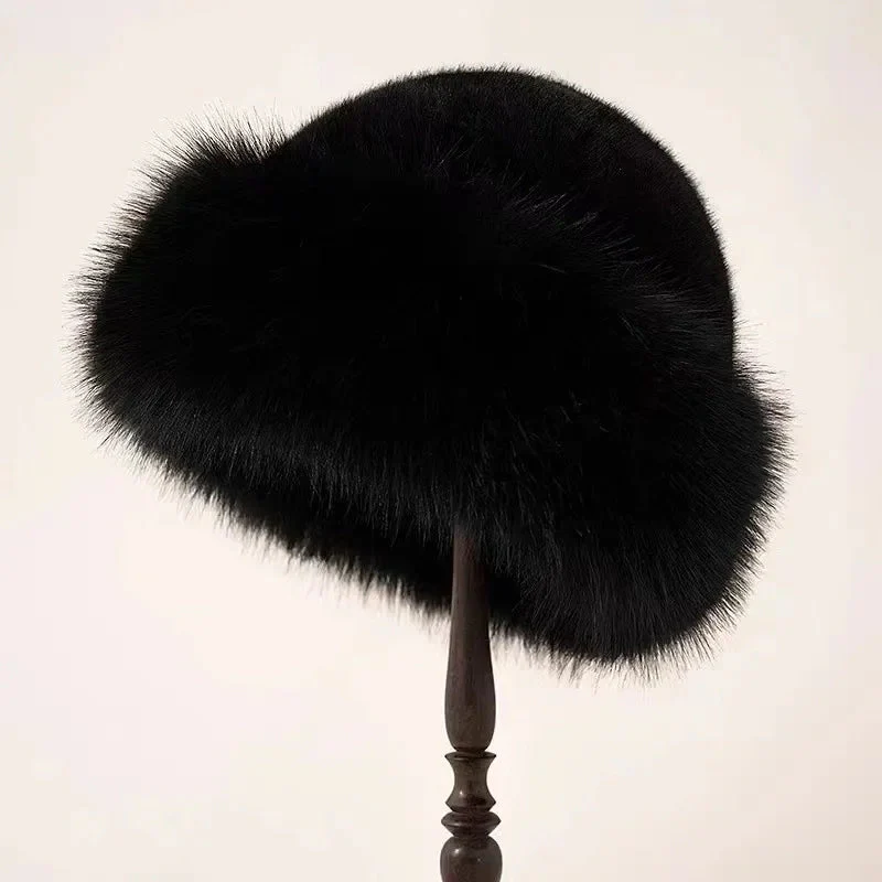 Bonnet d’hiver en fausse fourrure douce - Image 2