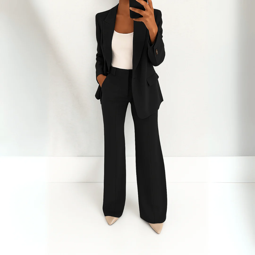 Costume femme deux pièces élégant - Image 3