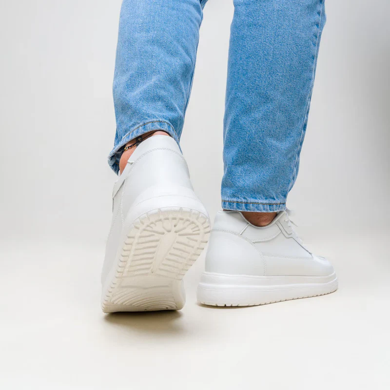 Sneaker de confort avec rehaussement discret - Image 6