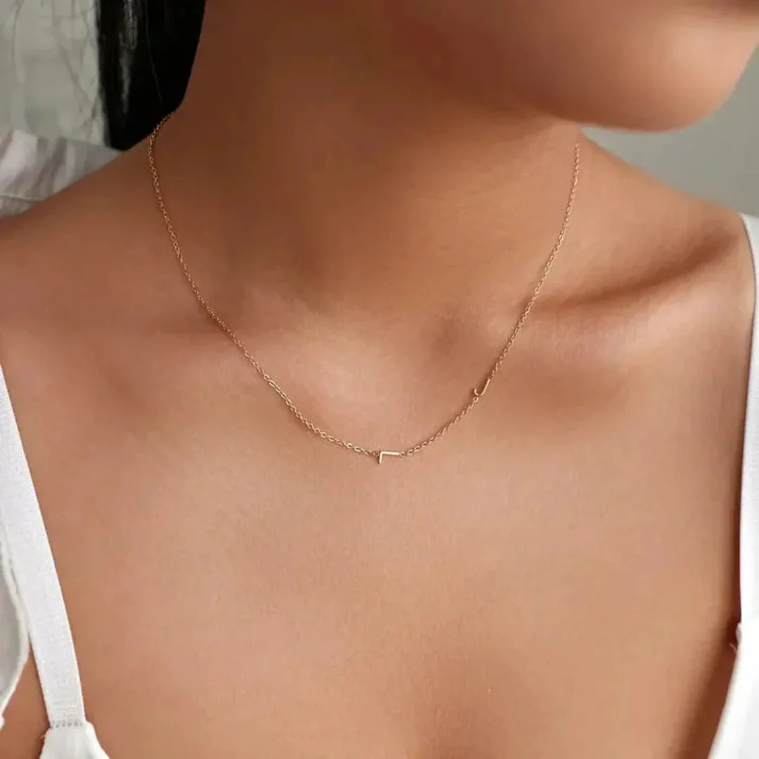 Collier d'initiales délicat à personnaliser - Image 2