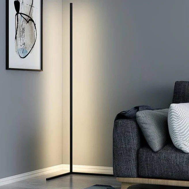 Lampadaire d’angle minimaliste