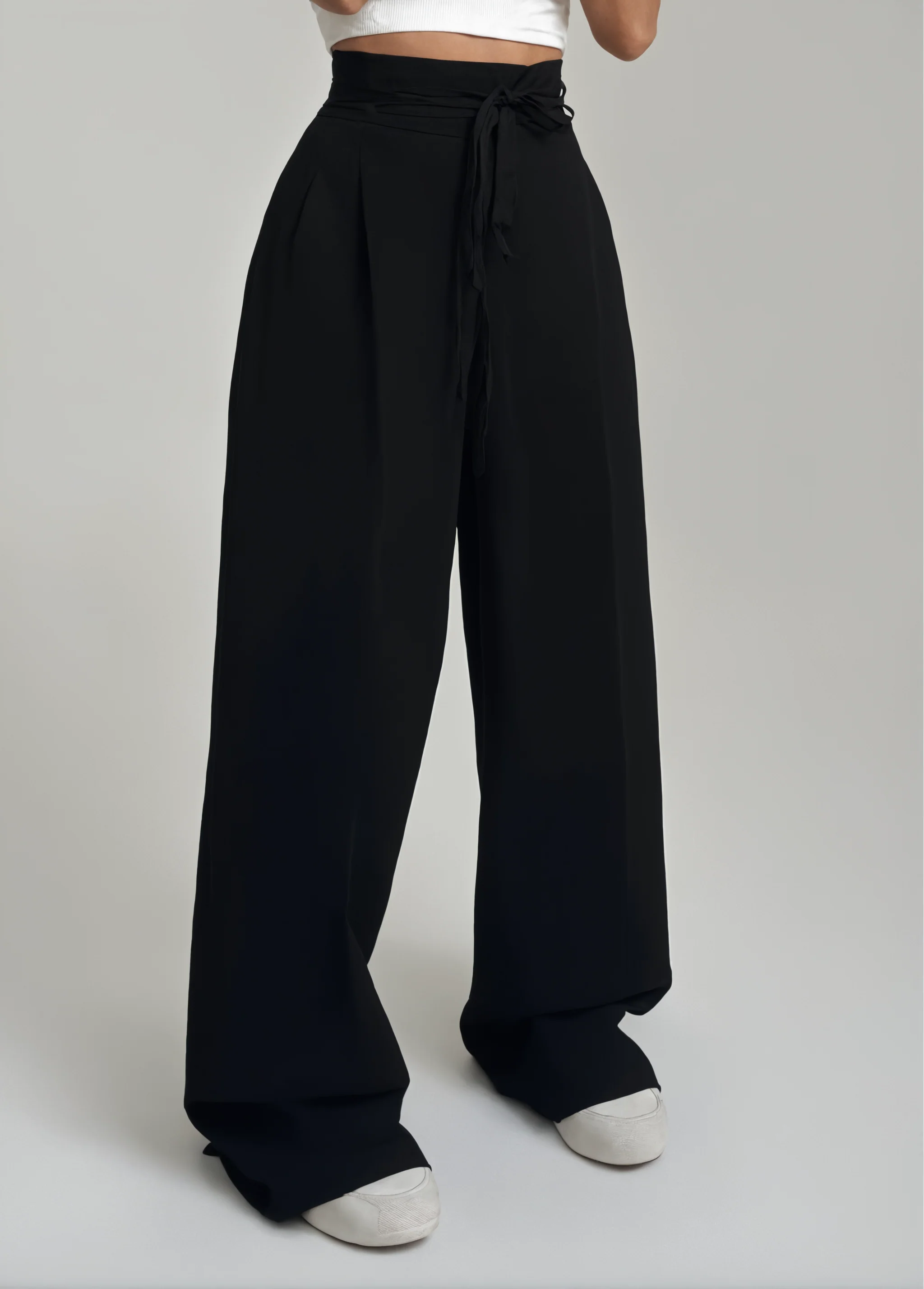 Lina | Pantalon large élégant à taille haute avec détail ceinture - Image 5