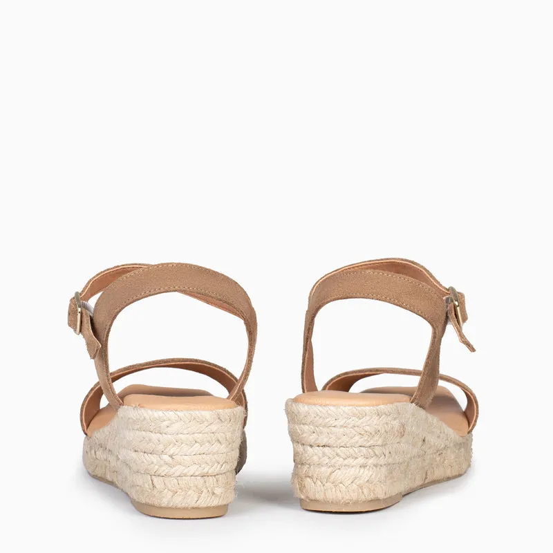 Sandales compensées femme - Image 10